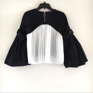 Sea New York combo pleated top w bell sleeves